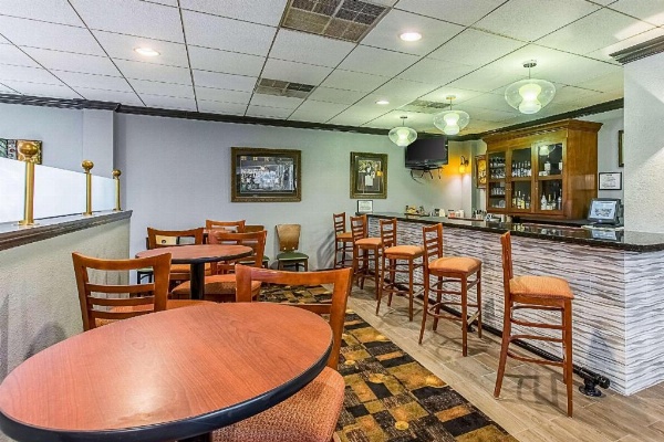 Clarion Inn Columbia Airport image 14